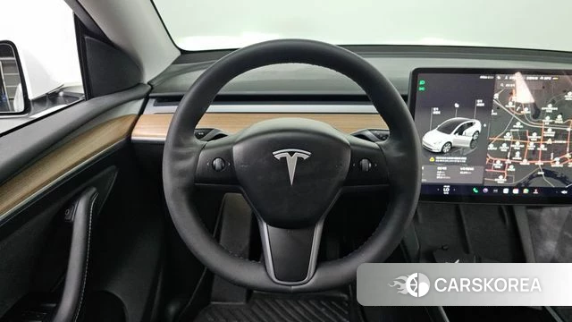 Tesla Model Y 2023 Белый из Кореи, фото 3