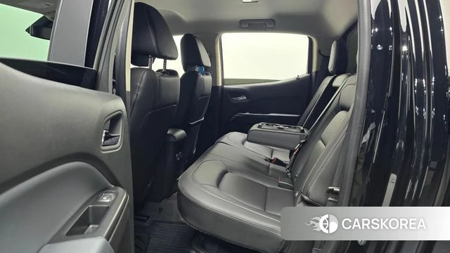 Chevrolet (GM Daewoo) Real New Colorado 2021 Черный из Кореи, фото 3