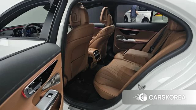 Mercedes-Benz E-Class W214 2024 Белый из Кореи, фото 3