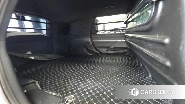 Ssangyong The New Torres 2024 Жемчужный цвет из Кореи, фото 3