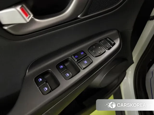 Hyundai Kona 2018 Белый из Кореи, фото 3