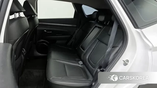 Hyundai Tucson Hybrid (NX4) 2023 Белый из Кореи, фото 3