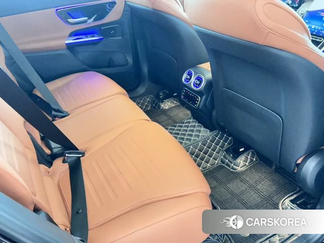 Mercedes-Benz GLC 2024 Черный из Китая, фото 3
