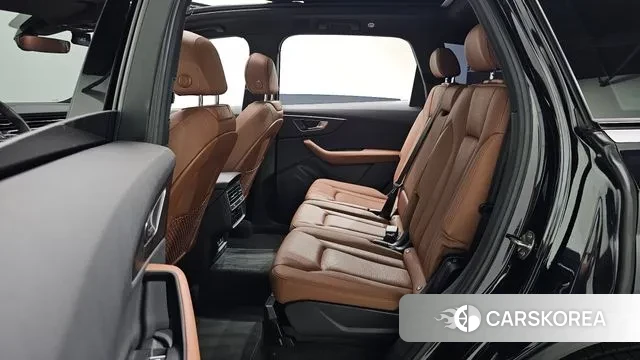 Audi Q7 (4M) 2021 Черный из Кореи, фото 3