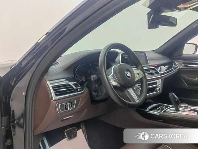 BMW 7 series 2021 Черный из Китая, фото 3