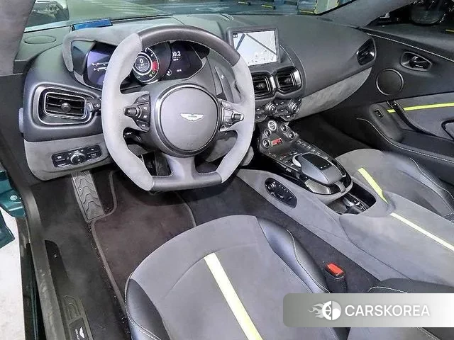 Aston Martin Vantage 2nd Generation 2022 Зеленый из Кореи, фото 3