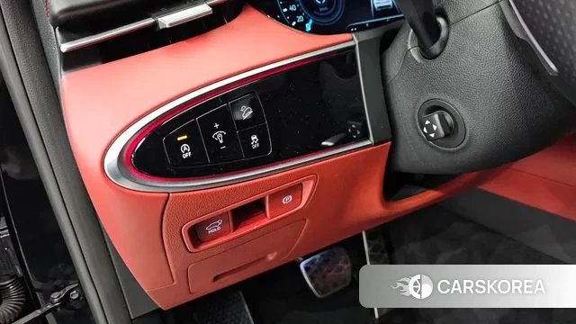 Genesis GV70 2021 Черный из Кореи, фото 3