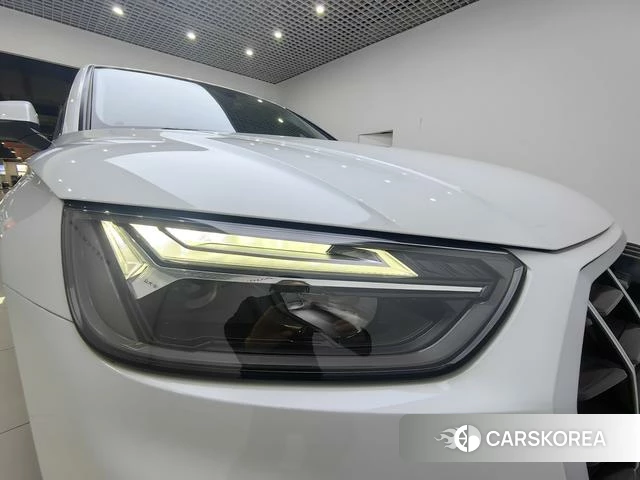 Audi Q5L 2022 Белый из Китая, фото 3