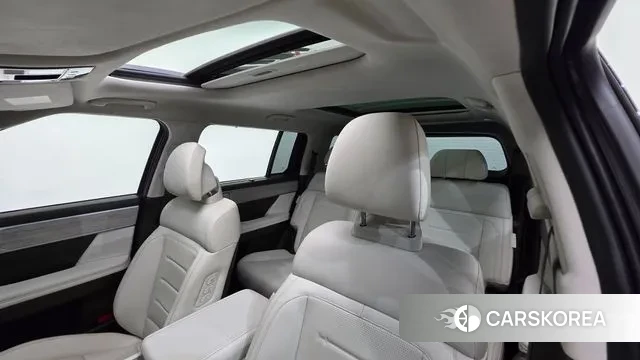 Hyundai Santa Fe (MX5) 2023 Серый из Кореи, фото 3