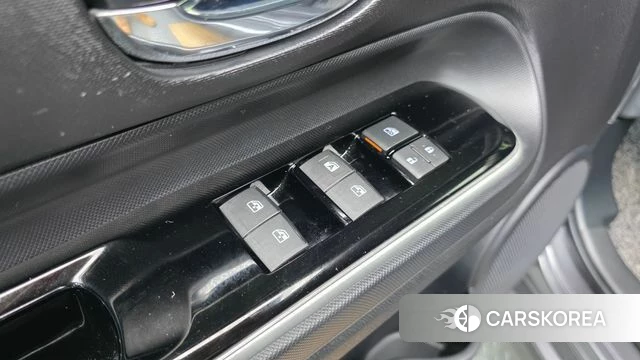 Toyota Prius C 2020 Серый из Кореи, фото 3