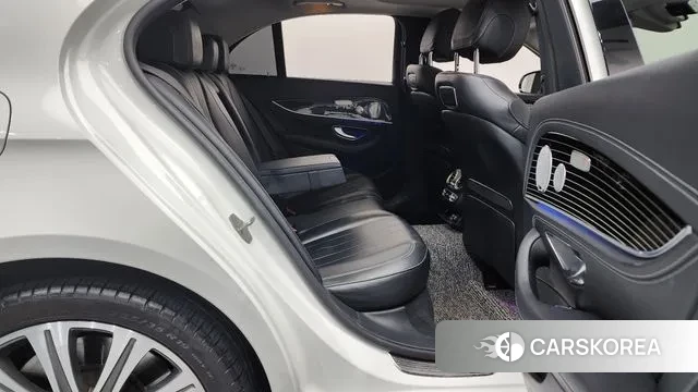 Mercedes-Benz E-Class W213 2018 Белый из Кореи, фото 3