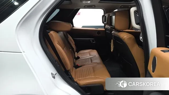 Land Rover Discovery 5 2019 Белый из Кореи, фото 3