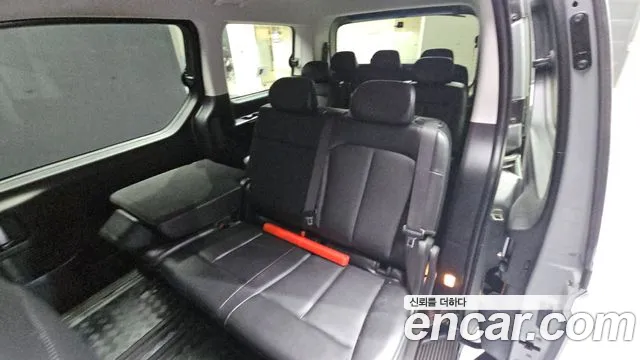 Hyundai Staria 2022 Серебряный из Кореи, фото 3