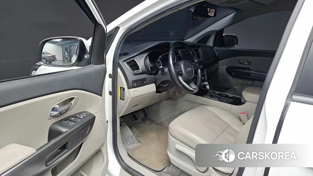 Kia The New Carnival 2019 Белый из Кореи, фото 3
