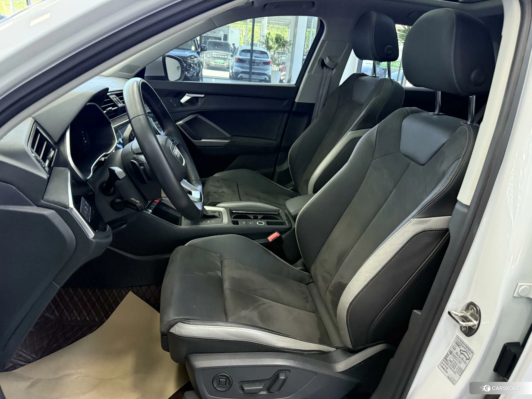 Audi Q3 2022 Белый из Китая, фото 3