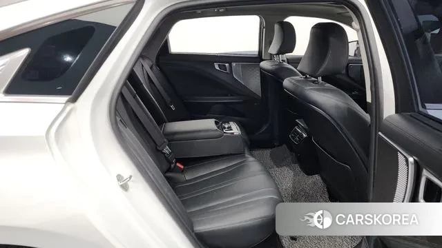 Kia K8 Hybrid 2023 Белый из Кореи, фото 3