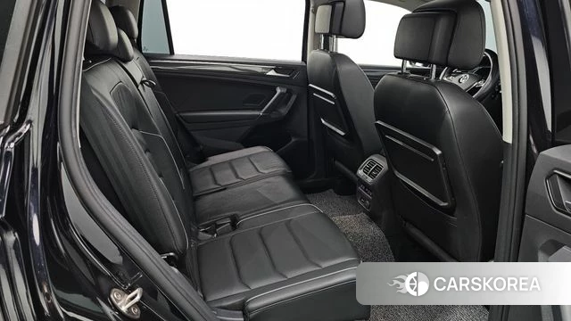 Volkswagen Tiguan Allspace 2018 Черный из Кореи, фото 3