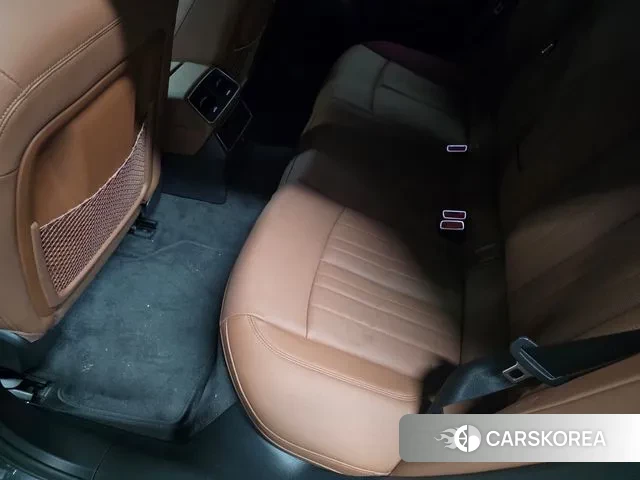 Audi A6 (C8) 2023 Серый из Кореи, фото 3