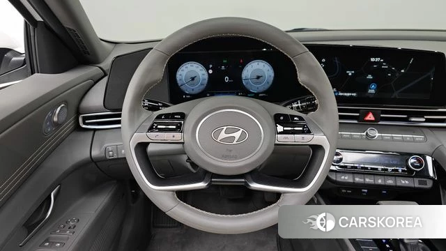 Hyundai The New Avante (CN7) 2024 Белый из Кореи, фото 3