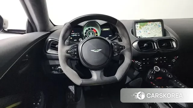 Aston Martin Vantage 2nd Generation 2022 Черный из Кореи, фото 3