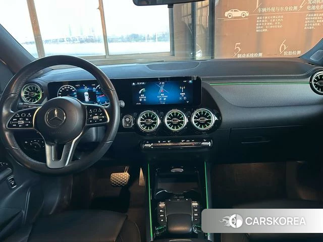 Mercedes-Benz GLA 2023 Белый из Китая, фото 3