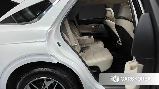 Genesis GV70 2022 Белый из Кореи, фото 3
