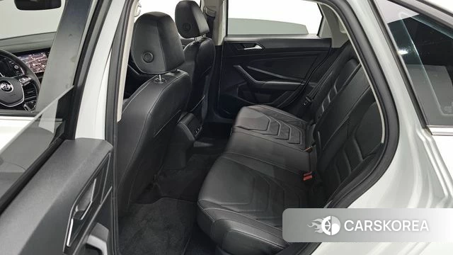 Volkswagen 7th Generation of Jetta 2021 Белый из Кореи, фото 3