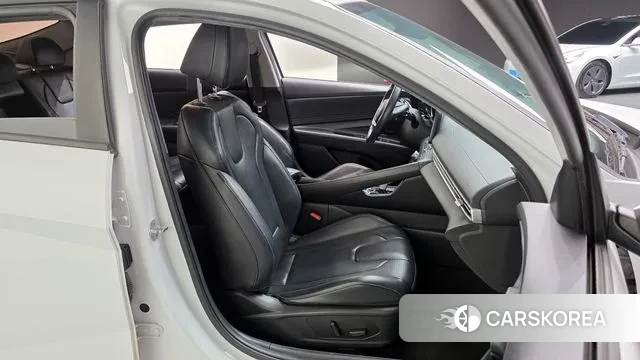 Hyundai Avante (CN7) 2022 Белый из Кореи, фото 3