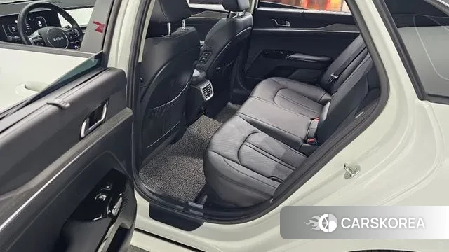 Kia The New K5 Hybrid 3rd generation 2024 Белый из Кореи, фото 3