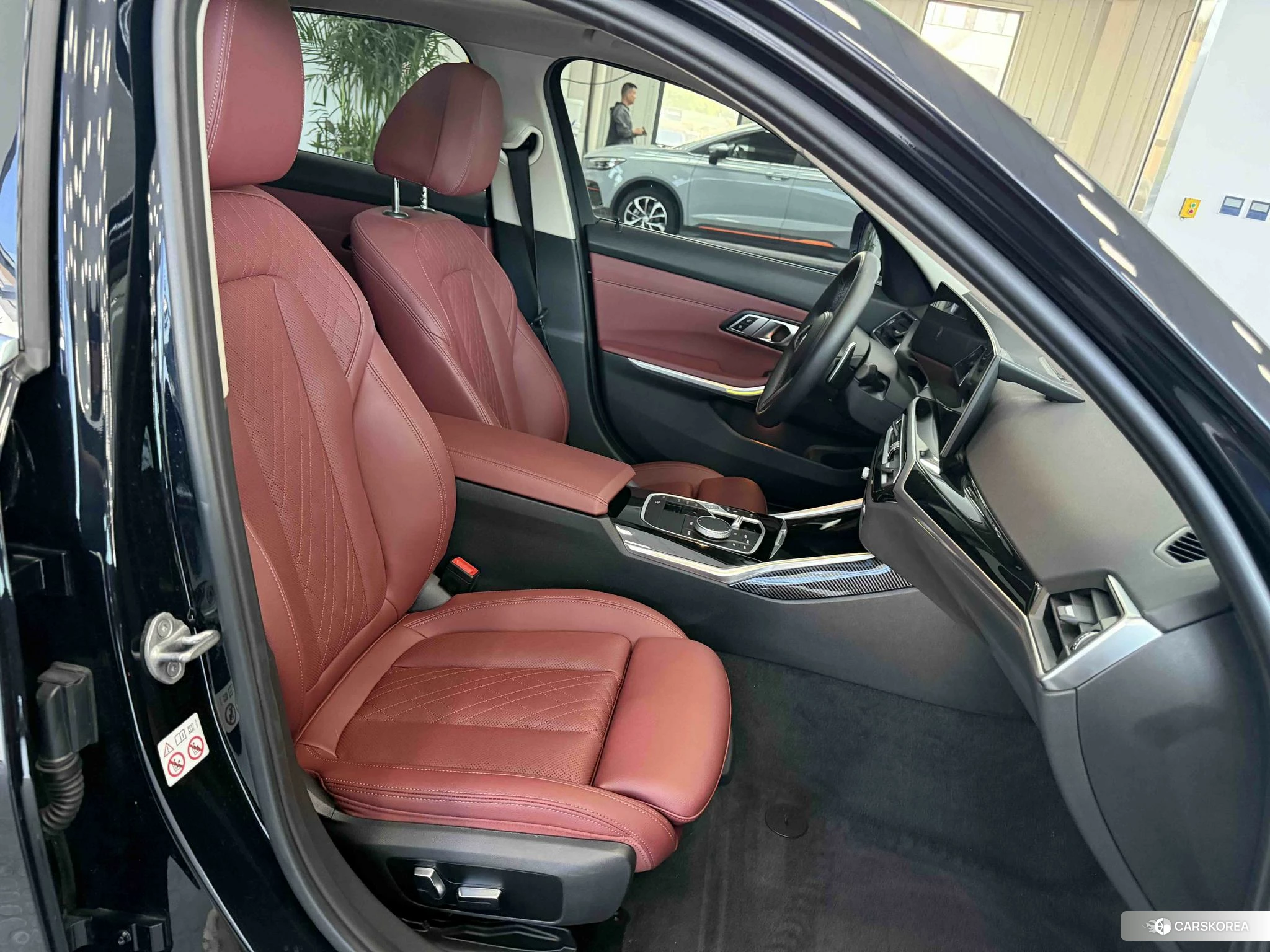 BMW 3 series 2022 Черный из Китая, фото 3