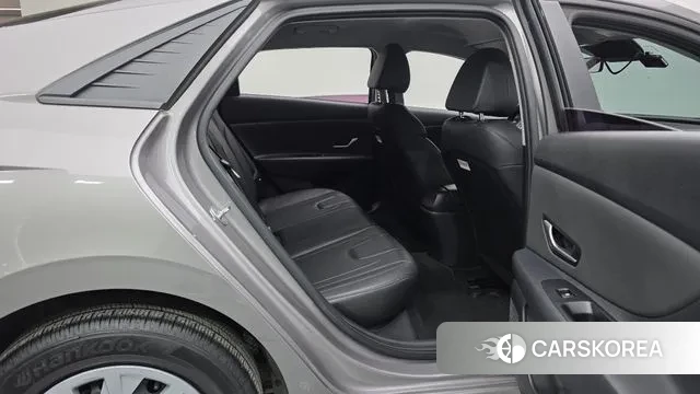 Hyundai Avante (CN7) 2020 Серебряный из Кореи, фото 3