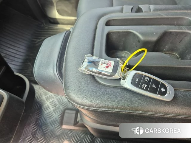 Hyundai Staria id 3833355 из Кореи 3