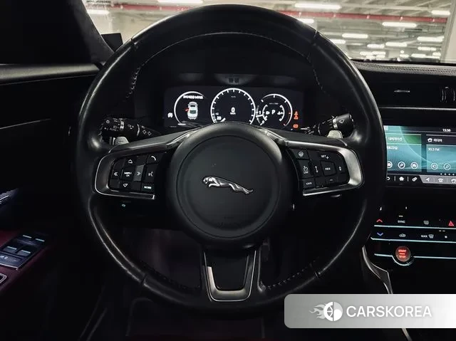 Jaguar XF (X260) 2020 Белый из Кореи, фото 3