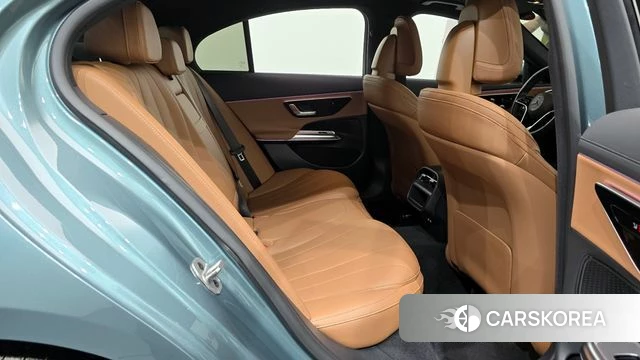 Mercedes-Benz E-Class W214 2025 Синий нефрит из Кореи, фото 3