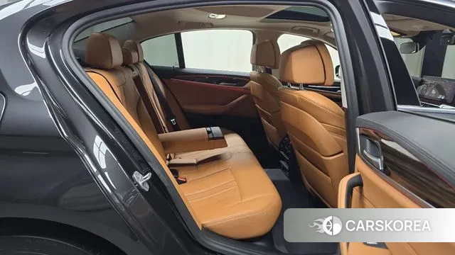 BMW 5 Series (G30) 2020 Серый из Кореи, фото 3