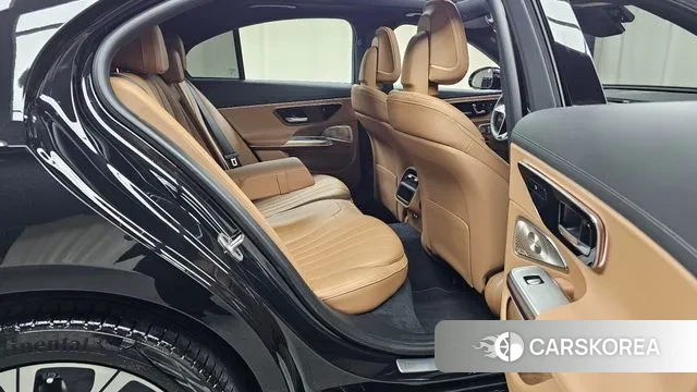 Mercedes-Benz E-Class W214 2024 Черный из Кореи, фото 3