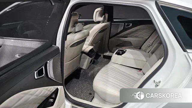 Kia K8 Hybrid 2023 Белый из Кореи, фото 3