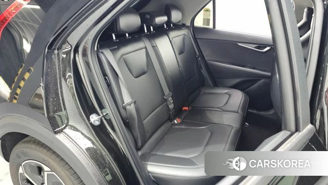 Kia Di Ol Nu Niro 2024 Черный из Кореи, фото 3