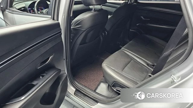 Hyundai Tucson (NX4) 2021 Серебряный из Кореи, фото 3