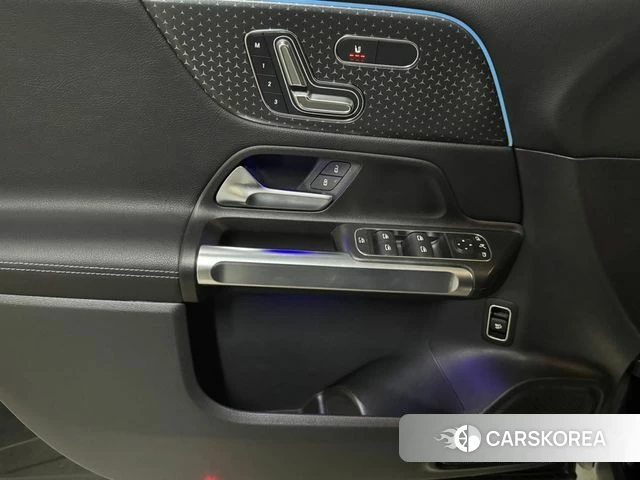 Mercedes-Benz GLB-Class X247 2025 Черный из Кореи, фото 3