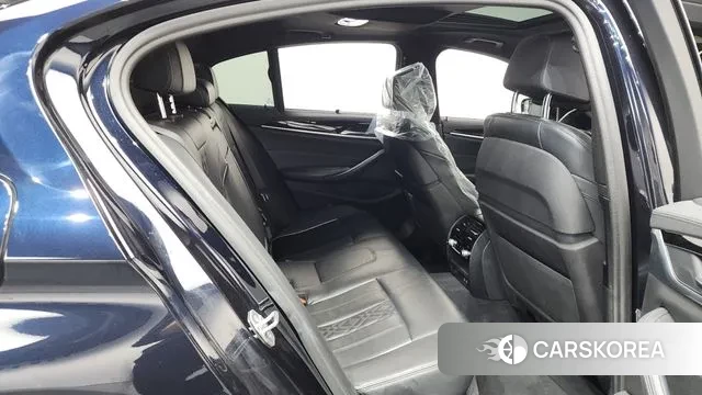 BMW 5 Series (G30) 2019 Черный из Кореи, фото 3