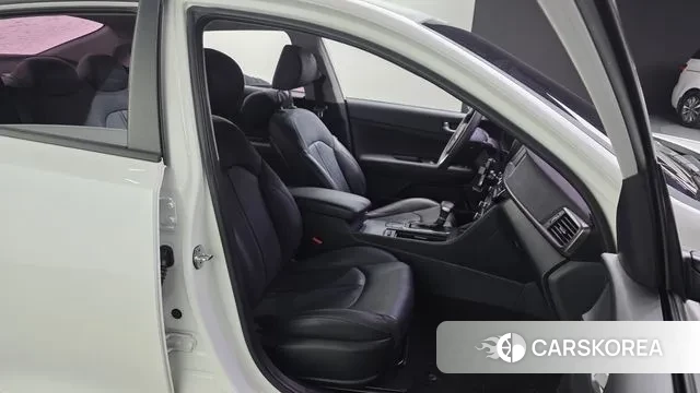 Kia K5 second generation 2018 Белый из Кореи, фото 3