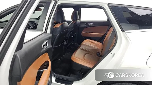 Kia Sportage 5th Generation Hybrid 2022 Белый из Кореи, фото 3