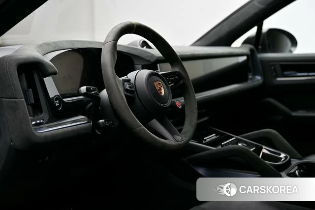 Porsche Cayenne Coupé 2024 Темно-серый из Китая, фото 3
