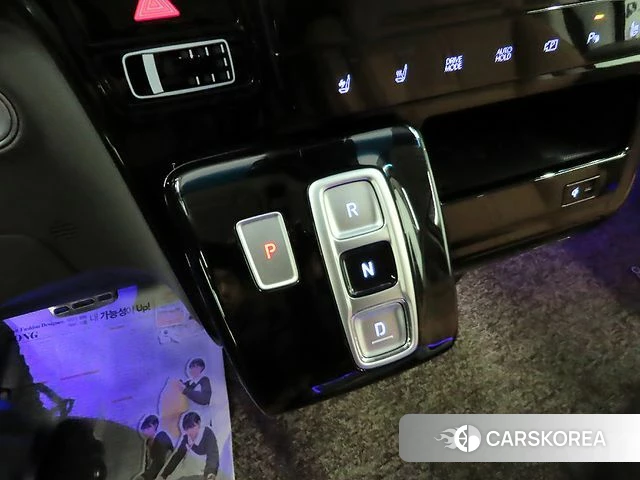 Hyundai Staria 2024 Белый из Кореи, фото 3