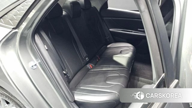 Hyundai The New Avante (CN7) 2024 Серый из Кореи, фото 3