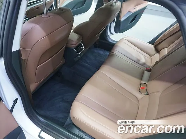 Hyundai Grandeur (GN7) id 2666693 из Кореи 3