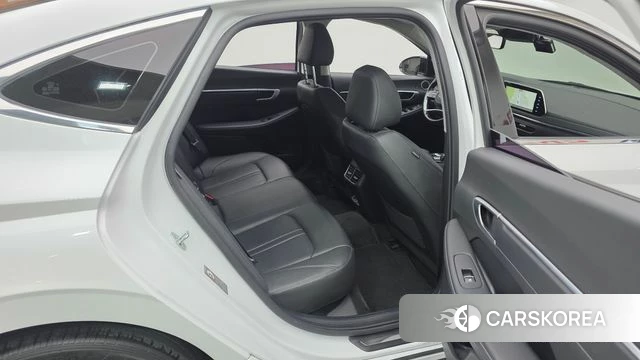 Hyundai Sonata (DN8) 2022 Белый из Кореи, фото 3