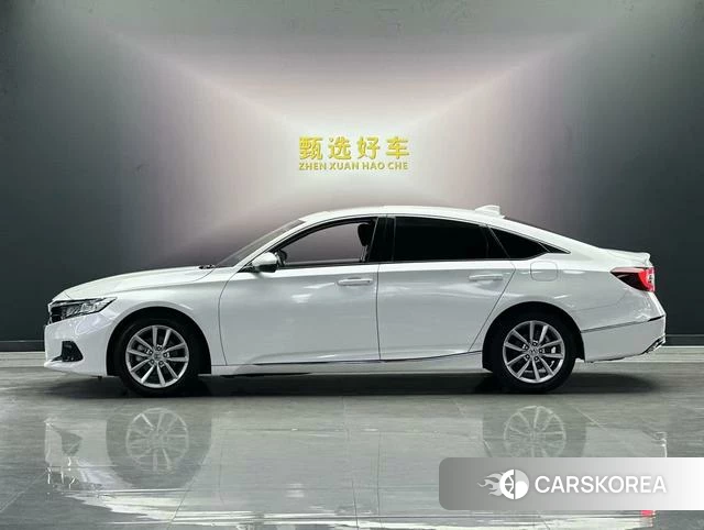 Honda Accord 2021 Белый из Китая, фото 3