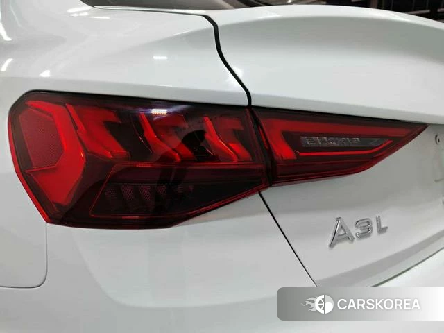 Audi A3 2024 Белый из Китая, фото 3